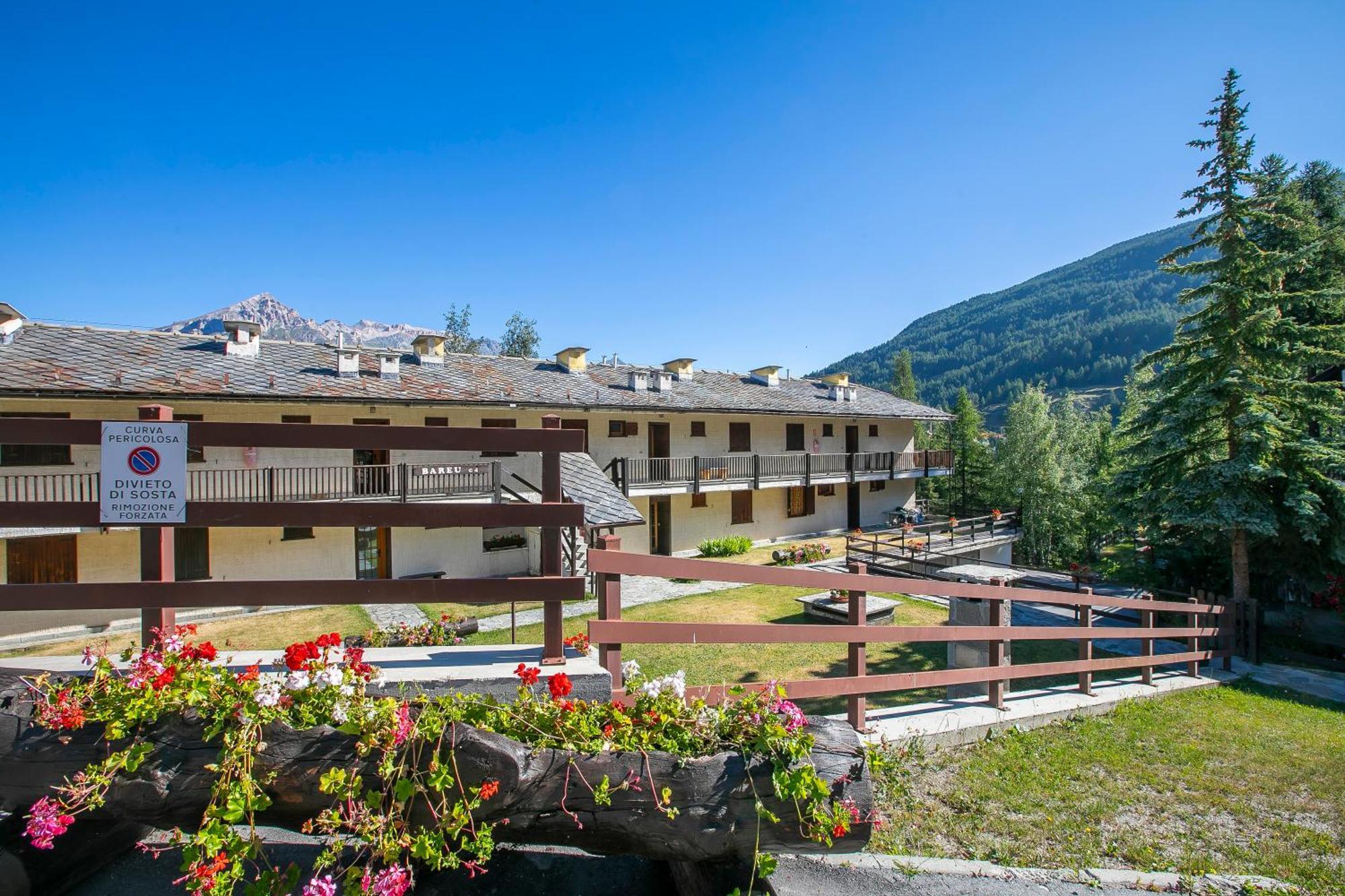 Appartamento Bareu Mountain View - Happy Rentals Oulx エクステリア 写真