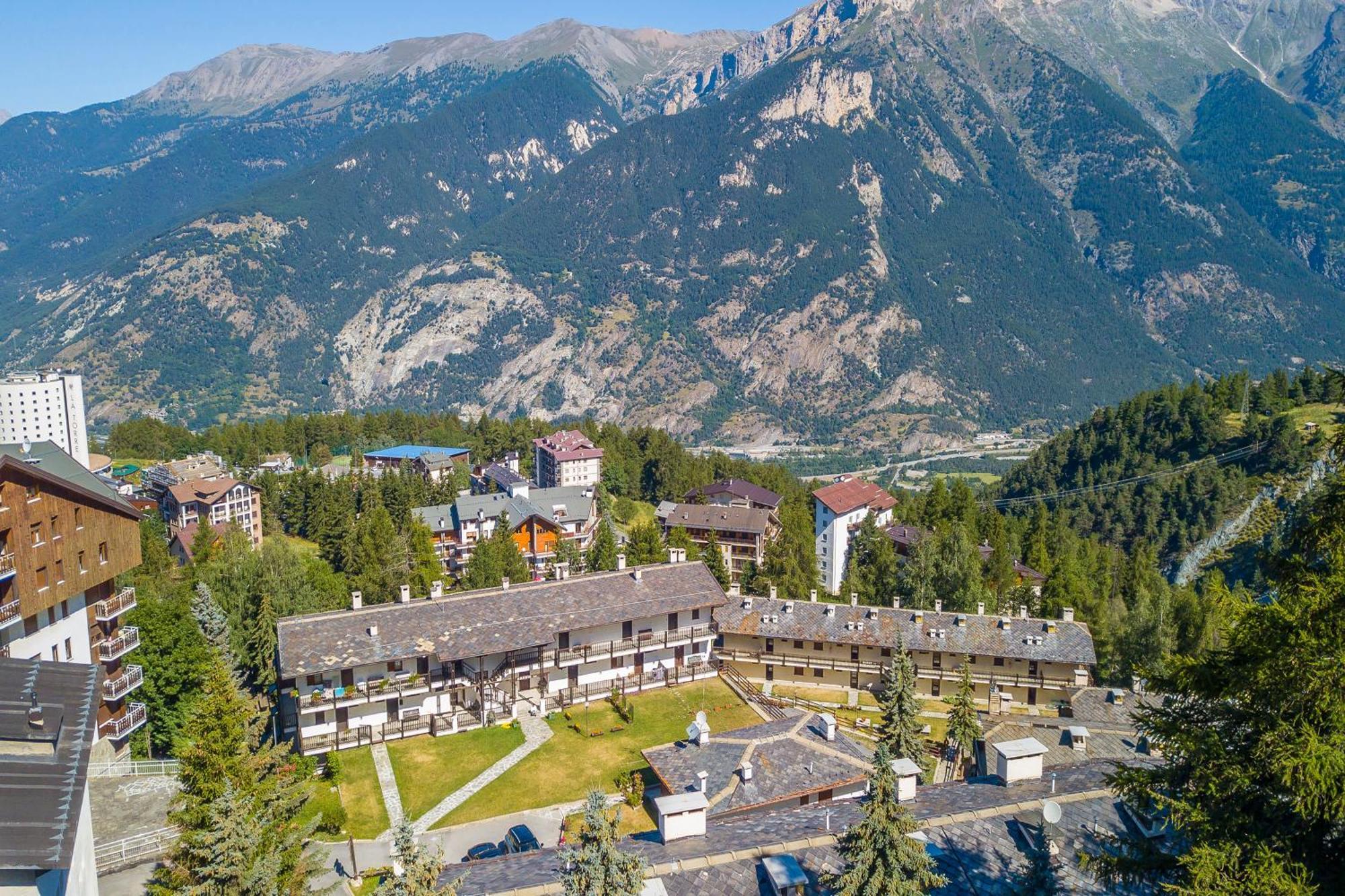 Appartamento Bareu Mountain View - Happy Rentals Oulx エクステリア 写真